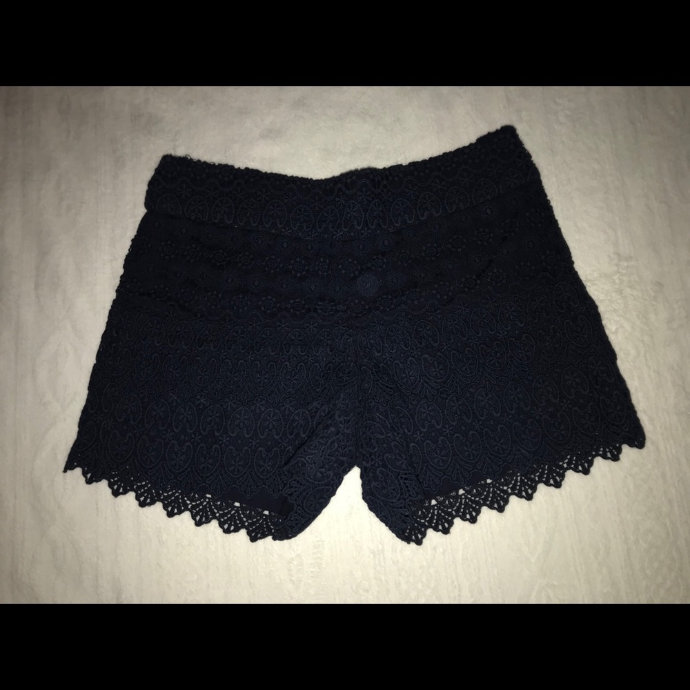 Loft Crotchet Shorts Sz 00